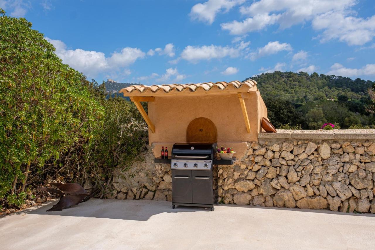 Son Vorera, Situada En Colina, Con Piscina. Holiday home